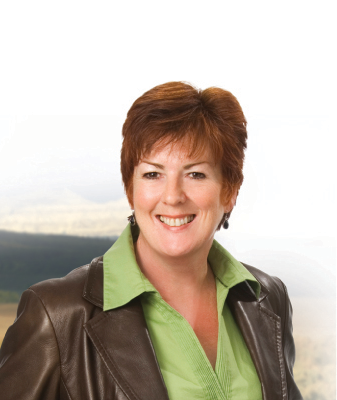 A image of realty agent Joyce ONeill