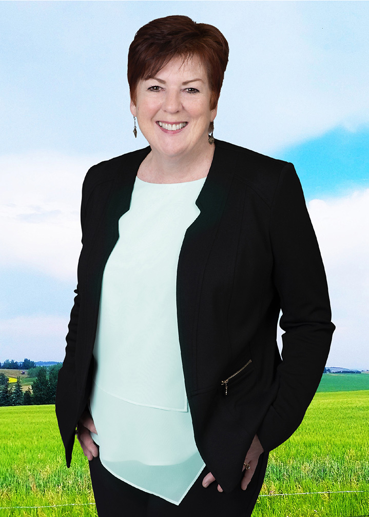 A image of realty agent Joyce ONeill